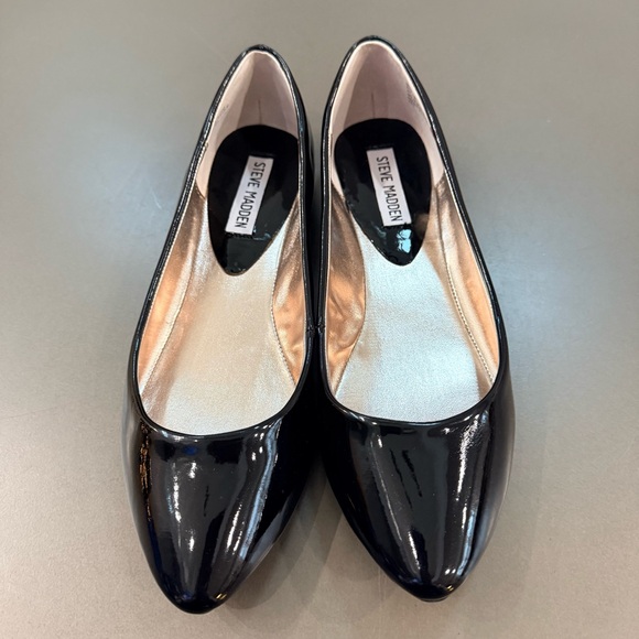 Steve Madden Shoes - Steve Madden Black Patent Leather Style Flats - Size 8.5